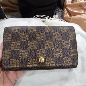 Louis Vuitton Damier Wallet